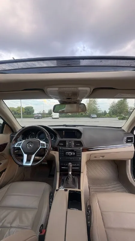 Mercedes e-клас 1.8 at 2013 год 184 л. С пробег 164 тысячи цена 1,420🍋
Автомобиль в отличном состоянии как по технической части, так и по внешним параметрам.
Оригинальный пробег.
4 Собственника
Юридически идеально чист.
Комплектация особой серии elegance c amg пакетом:
- Abs / esp
- Белый кожаный салон
- Панорама
- Отделка натуральным деревом
- Контурная подсветка
- Лепестковое переключение передач
- Адаптивное освещение
Роскошный автомобиль. Внешний вид, салон
89185883892 Эдуард
📞 Звоните: +7(918)5883892 - фотография - 10
