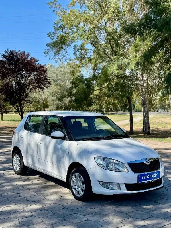 Skoda fabia 1.4 mk2 restyling

💰Цена: 620 000р
🏢Город: мариуполь
📅Год выпуска: 2013
🧾Пробег: 166 148 км.
⚙️Двигатель: 1.4
⛽Топливо: бензин
⚙️Кпп: механика

Телефон:

+7-949-727-41-51
+7-989-263-55-56
+7-949-551-91-52

💾 Описание:

Fabia идеальный выбор для тех, кто ищет надёжный и практичный автомобиль. Этот хетчбек отличается элегантным дизайном и просторным салоном.

✅ 1 Владелец, южная эксплуатация.

✅Отличное состояние кузова, без коррозии, несколько косметических подкрасов.

✅ Хорошее состояние как внешне так и технически.

Комплектация 👍 :
Кондиционер, гур, abs, центральный замок, подогрев сидений, хорошая летняя резина, полный электропакет, круиз контроль.

Улица шевченко 269 - фотография - 1