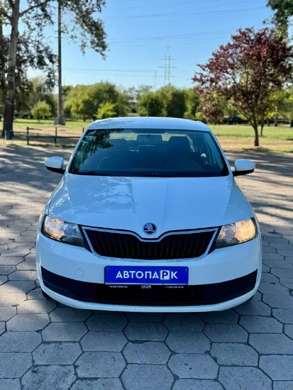 ⚪️ Skoda rapid

💰Цена: 900 000р
🏢Город: мариуполь
📅Год выпуска: 2019
🧾Пробег: 190 234км.
⚙️Двигатель: 1.6 110 л. С
⛽Топливо: бензин
⚙️Кпп: механика

📞 Телефон:

+7-949-727-41-51
+7-989-263-55-56
+7-949-551-91-52

💾 Описание:

Всеми любимый, проверенный временем - шкода рапид

☑️ Один владелец.
✅ Лифтбэк - огромный багажник.
✅ Надежный двигатель.
✅ Маленький расход топлива.
✅ Подтвержденный пробег.
✅ Техническая часть на 5+
✅ Южная эксплуатация.

Кондиционер ❄️ (работает отлично), электропакет, abs, airbag, усилитель руля, центральный замок, магнитола с apple carplay и androidavto, подогрев сидений.

Улица шевченко 269

🏦 Возможна продажа в кредит по двум документам. - фотография - 2