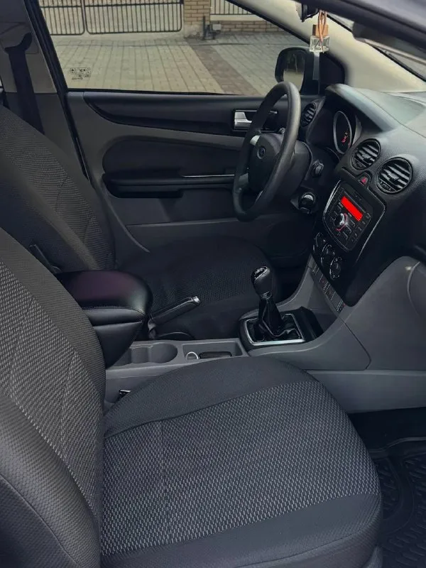 Ford focus 2
Ford фокус 2 рестайлинг
2011Г 1.8 мт бензин
Отличный, не дымит, не троит, весь сухой, не дезелит, никаких лишних звуков!
Коробка механическая, без хрустов, переключает плавно, мягко!
Ходовая без нареканий, не гремит, не стучит, мягкая, комфортная!
Фары bi led улучшеный свет, с двойными линзами, туманки led
Диски r17 на отличной резине.
Без рыжиков, без гнили, ровная целая машинка, как на фото )
Документы чистые, без запретов, без штрафов, любое переоформление в мрэо с моим присутствием, без проблем.
Осмотр г. Макеевка
Связь +7949-489-08-56 - +7949-607-32-69
Цена 625.000 руб торг разумный у капота
📞 Звоните: +7(949)4890856 - фотография - 10