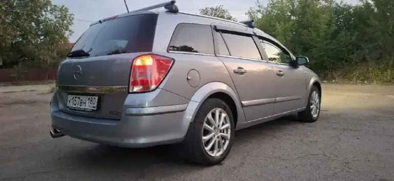 Продам opel astra h
Универсал.
Год выпуска 2005г. Обьем 1,8л. Мкпп, бензин/газ. Газ вписан.
В хорошем тех. Состоянии.
По ходовой части вопросов нет ( все меняется во время). По двигателю всё отлично, работает как часики.
Электростеклоподъёмники, эл. Регулировка зеркал, подогрев зеркал, климат работает.
Более подробно расскажу по телефону
+7 949 843 56 16
Документы чистые.
Цена 510тыс (торг у капота, полное переоформление)
Машину можно посмотреть -в г. Донецк.
📞 Звоните: +7(949)8435616 - фотография - 6
