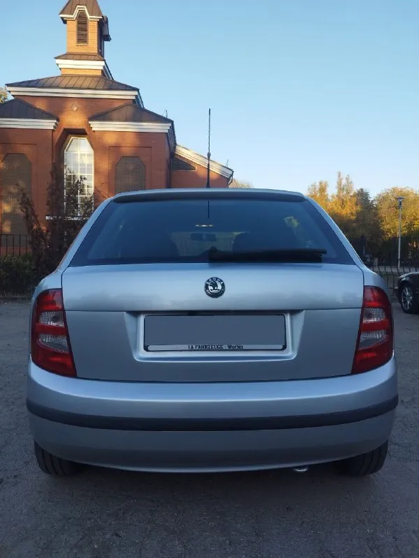 Продам skoda fabia (хэтчбек);
Год выпуска: 2002;
Пробег : 225400км;
Модификация: 1,4 мт;
Коробка передач: механика;
Тип двигателя: бензин;
Комплектация: кондиционер, передние стеклоподъемники.
Надежное и экономичное авто, с небольшим расходом топлива и оригинальным пробегом. Кузов оцинкован, в хорошем состоянии. Машина технически полностью исправна и обслужена. Владею автомобилем около 4 лет, в апреле 2025г. Сделан капитальный ремонт двигателя, обкатку двигатель прошел. Масло от замены до замены на 8000км. Продажа в связи с покупкой другого автомобиля. Отдам комплект зимней резины.

Цена 350 000руб. , торг у капота.
+79493011639 - фотография - 4