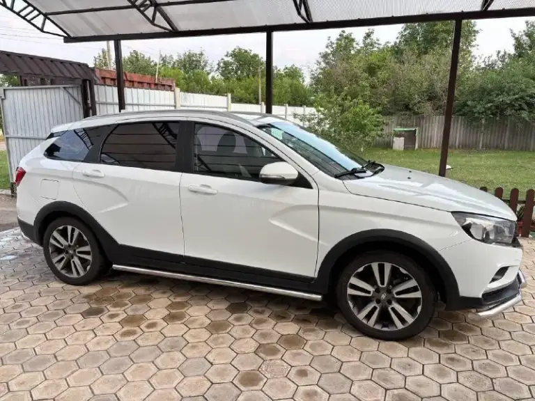 Лада веста кросс. До санкционная,
Год 2019
Пробег 75т. Км
Коробка механика
Объем 1.8 бензин
Обезшумленна полностью и крыша, подогрев зеркал, лобового, с кнопки. Подогрев сидений, зеркал, стоит хорошая музыка лежат хорошие провода под буфер. Три пола в багажнике. Стоят трубы в круг. Не каких вложений обсолютно. Сел поехал. Не чего не гремит не стучит, к машине относятся бережно. Собственник.
Г. Донецк
Цена 1🍋350т. Руб
Тел: +7 949-343-67-00 - фотография - 4