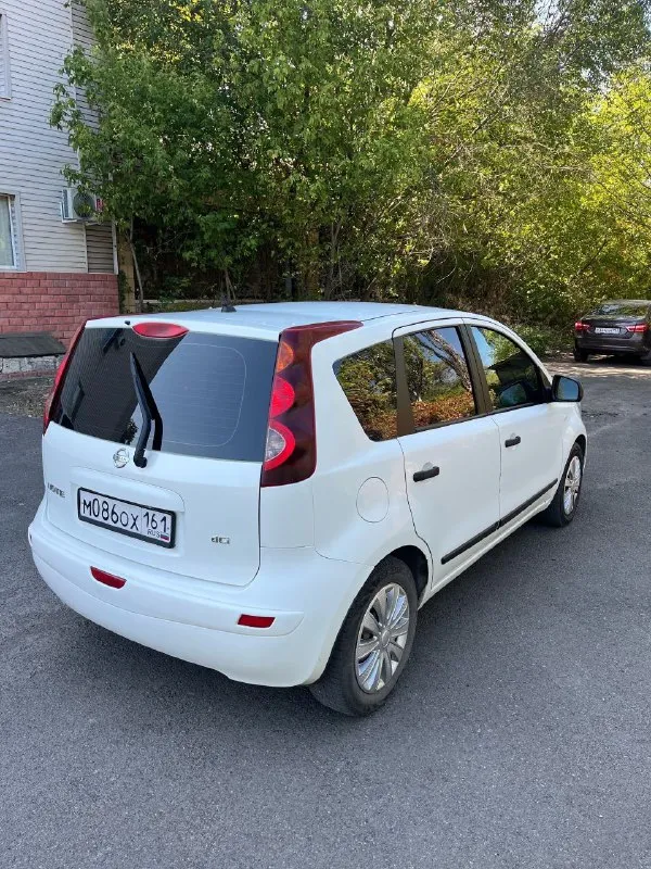 ‼️В продаже nissan note(рестайлинг)2009 года выпуска‼️
•Двигатель 1.5 dci mt 86л. С. Заводится отлично, не дымит, не троит, вложений не требует.
•Коробка, сцепление, тормоза отличные.
•По ходовой без нареканий.
•Электрика вся рабочая!
📃Документы готовы к переоформлению, 3 хозяина по птс.
❗️По комплектации: электро усилитель руля, кондиционер(рабочий)музыка.
•Салон ухоженный
•Машина сел и поехал, делать нечего не нужно!
💸Ценник: 475.000 рублей + торг реальному покупателю!
📞Номер телефона +79494339294 - фотография - 3