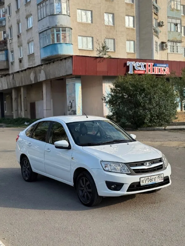 Ваз granta / ваз гранта
Максимальная комплектация, без дтп, вся в родной краске, без жуков и рыжиков, в отличном состоянии
Цена: 625.000
Возможна продажа в кредит
Осмотр г. Луганск
+7 (959) 810-49-66
📞 Звоните: +7(959)8104966 - фотография - 2