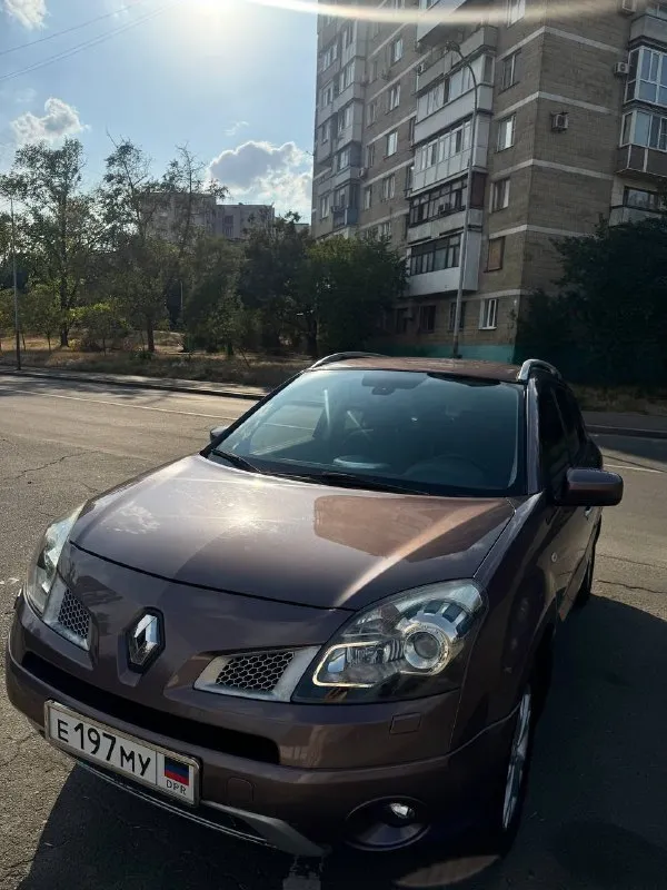 Renault koleos 2009 года,2.5 обьем двигателя, автомат коробка передач(новая, на гарантии )пробег родной 120.000км
Доброго времени суток! Продаю свой автомобиль
Renault koleos. Авто в хорошем состоянии!
- Полностью в заводском окрасе.
- Cvt вариатор, менее года назад прошел полную ревизию, сумма по чекам 250 000+, также он еще на гарантии.
- Работает ровно, никаких посторонних звуков. Хорошая динамика для данного объема, нет проблем с обгоном по трассе.
- Салон в достойном состоянии.
- Полный привод работает штатно, люфта нет, посторонних звуков нет, запотеваний нет. Также есть блокировка и возможность полностью перевести авто в 2wd.
- Большой и вместительный багажник с возможностью быстрой трансформации в ровный пол, очень удобно.
- Дорожный просвет 206 мм, свесы и углы вьезда скошены, что дает возможность проезжать почти везде, это один из самых проходимых авто в своем классе.
Цена:800.000 торг
Номер:79494155489
📞 Звоните: +7(949)4155489 - фотография - 3
