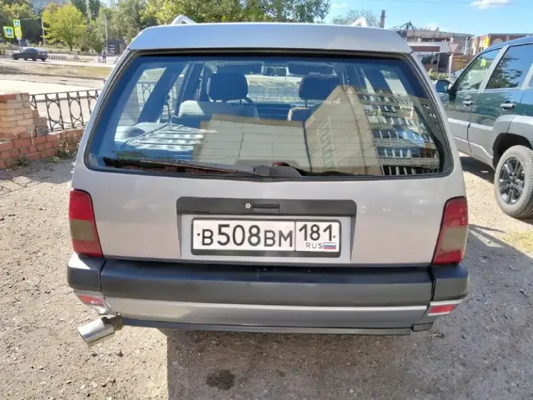 Fiat tempo(wagon), 1994 год, 1.6,5ти ступка, автомобиль в отличном состоянии, стоит на постоянном учете, все стекла родные, не гнилой, без жуков и тд.
Низа дверей, пороги, днище все целое!!!
Вместительный салон, задние сидения раскладыааются в ровный пол, так же откидной задний борт, для перевозки длинных предметов при закрытой задней двери.
Гидроусилитель, стекло подъёмники, эл. Зеркала, эл. Люк.
Кто ищет бюджетное авто для работы и семьи, самое то!!!!!!
Цена данного авто 270 тыс. Руб.
Торг минимальный.
Осмотр г. Первомайск.
+79598126262(Телеграмм, ватсап)
📞 Звоните: +7(959)8126262 - фотография - 4
