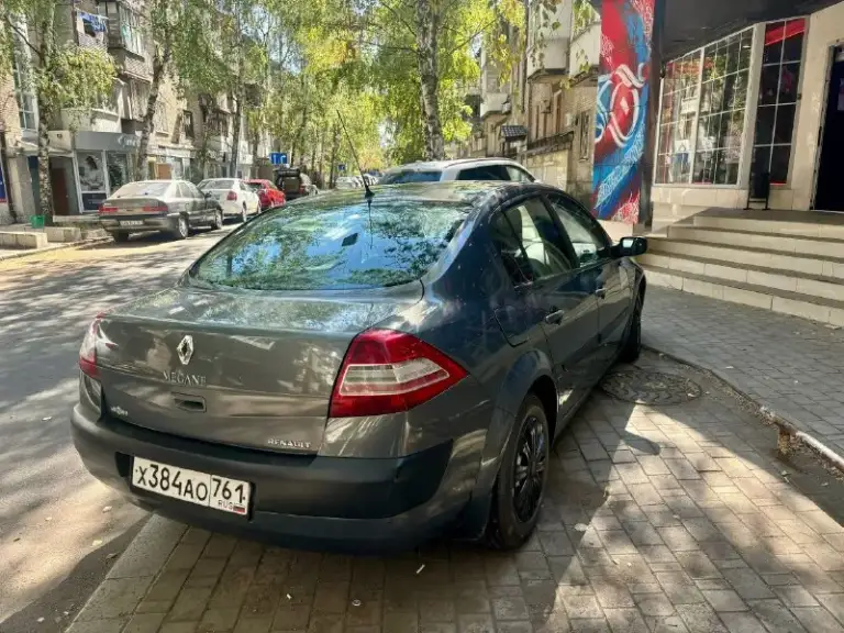 ‼️Renault mégane ( рено меган ) 1.6 автомат‼️
Год выпуска 2006
Двигатель 1.6
Коробка автомат
Машина в очень хорошем состоянии.
Движок работает идеально. Не дымит, не троит, работает ровно. Приезжайте- смотрите - дыма нет вообще. Масло не жрет
Коробка автомат. Установлена в августе месяце контрактная коробка ( заявленный пробег коробки 60 тысяч). При замене акпп установлены новые соленоиды. Коробка работает идеально. Без всяких затягиваний и буксов.
Поменяна рулевая рейка.
Заменен термостат на алюминиевый.
Стойки в мае менялись в круг.
Техника на отлично в авто.
Кузов не гнилой и в отличном состоянии. Был ремонт левого порога. Без пены и прочего. Переваренная часть.
Пороги обработаны и покрашены
Машина в донецке. Ленинский район
Цена 450 торг
+79493556866 - фотография - 4