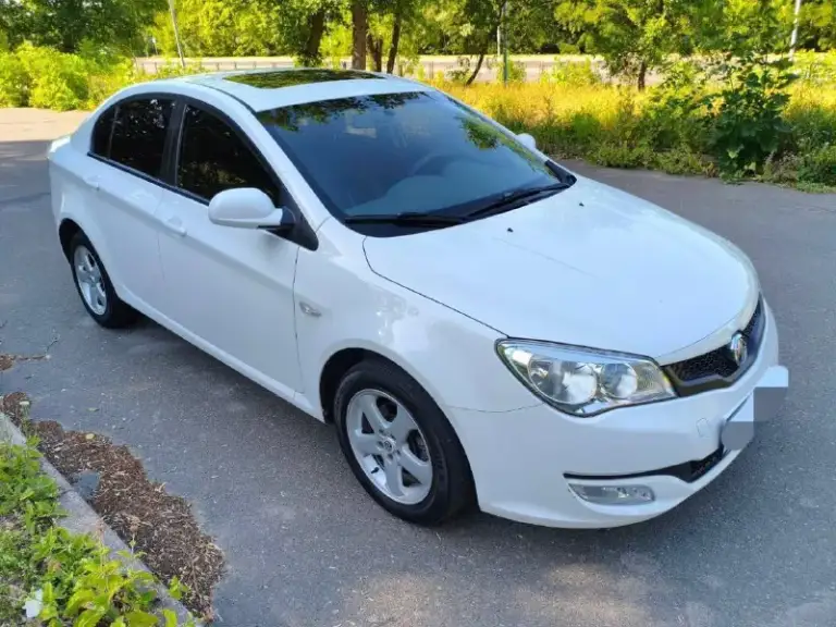 Продам mg 350c (один владелец)
Год : 2013
Мотор : 1.5 (106 л. С. )
Коробка : 4-ступенчатый автомат
Пробег : 71 тыс. Км (пробег родной)
Автомобиль куплен весной 2014 года в автосалоне официального дилера, полная комплектация.
В дтп не был, кузов (родной окрас) и салон в хорошем состоянии.

Полный электро пакет, климат, люк, кожаный салон, электро регулировка водительского сидения, поясничный упор, обогрев зеркал, управление на руле, лэд
В ближнем свете и птф, парктроник.
Зимний комплект резины.
Цена: 800 т. Р. +79493956742 константин - фотография - 2