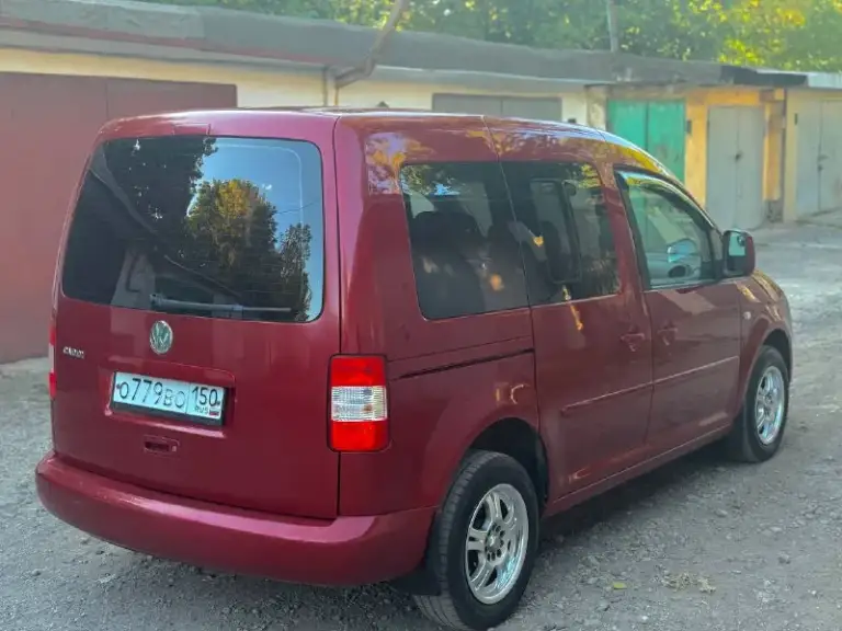 Volkswagen caddy «life», пассажир, 2006 г. В. Официал, приобретён в автосалоне, два владельца, птс оригинал. Двигатель 1.6 л (bse) бензин, 102 л. С. Заменён комплект грм, ролики, помпа, масла, фильтра. Кузов в заводском окрасе, в дтп не участвовал. Редкая комплектация, один лишь аналогичный вариант выставлен в продажу по всей россии.

Цена : 690,000 руб.
Обмен не интересен.
Находится в г макеевка

Контакты :
+7(949)4531233
+7(951)7679727 - фотография - 6