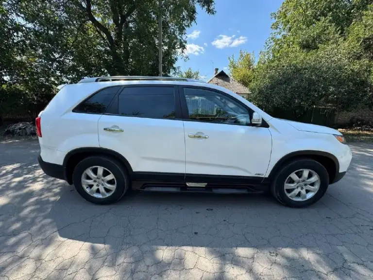 Kia sorento официал
2011 Год выпуска
Двигатель 2.4 бензин
Коробка автомат
Пробег 185 тыс. Км родной
Автомобиль в отличном состоянии,
Кузов без дтп весь в заводском окрасе
Машина полностью обслужена,
Вложения не какого не требует !
Максимальная комплектация
Кожаный салон,
Бесключевой доступ
Start-stop
Климат контроль
Круиз контроль
Датчики света и дождя
Подогревы зеркал и сидений
И многое другое!
С документами все в полном порядке
Продажа с полным переоформлением в мрэо
Г. Донецк
Цена 1.380 тыс. ₽
Звоните остальное по
+79494006791
📲 Tg: r. B
📞 Звоните: +7(949)4006791 - фотография - 5