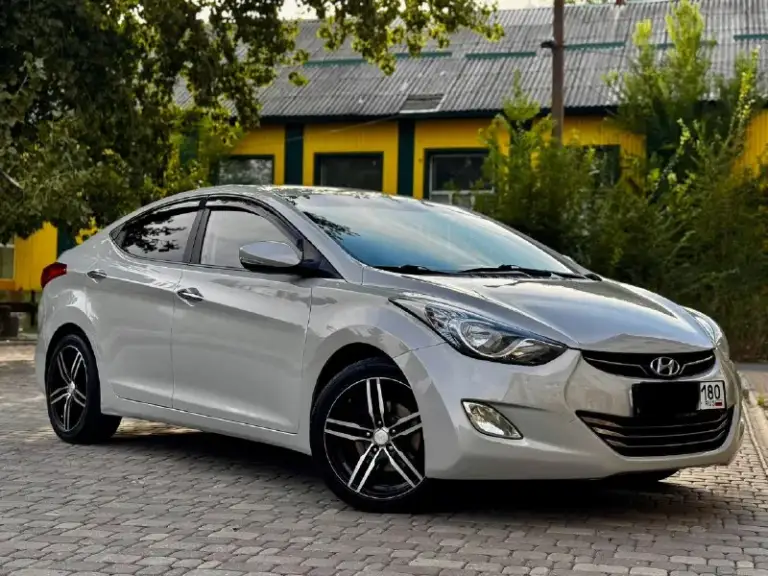 Продам hyundai elantra
2012 Года.
1 Хозяин, брал с салона!
1.6 Коробка автомат
145. Тыс родного пробега!!!
Чистый кореец
Машина полностью в родной краске.
Все стекла родные!
Обслуживалась с момента покупки на одном сервисе!
Двигатель без нареканий, масло менялось каждые 6 тыс. Км!
Коробка без нареканий!
Комбинированный салон кожаный без ключевой доступ кнопка старт стоп мультируль. Заднее видеокамера.
Комплектация: мультируль, электро зеркала, 4 стеклоподъёмника, кондиционер холодит хорошо, подогрев сидений, бортовой компьютер, экран, туманки, led-фары, круиз контроль
Салон в очень хорошем состоянии!
Новые. Летняя резина. Гаражное хранение цена 1 200 000 руб. Телефон +7 949 495 57 01
📞 Звоните: +7(949)4955701 - фотография - 2