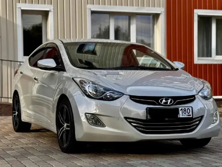Продам hyundai elantra
2012 Года.
1 Хозяин, брал с салона!
1.6 Коробка автомат
145. Тыс родного пробега!!!
Чистый кореец
Машина полностью в родной краске.
Все стекла родные!
Обслуживалась с момента покупки на одном сервисе!
Двигатель без нареканий, масло менялось каждые 6 тыс. Км!
Коробка без нареканий!
Комбинированный салон кожаный без ключевой доступ кнопка старт стоп мультируль. Заднее видеокамера.
Комплектация: мультируль, электро зеркала, 4 стеклоподъёмника, кондиционер холодит хорошо, подогрев сидений, бортовой компьютер, экран, туманки, led-фары, круиз контроль
Салон в очень хорошем состоянии!
Новые. Летняя резина. Гаражное хранение цена 1 200 000 руб. Телефон +7 949 495 57 01
📞 Звоните: +7(949)4955701 - фотография - 3