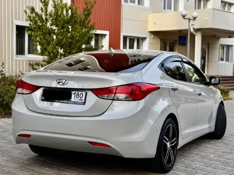 Продам hyundai elantra
2012 Года.
1 Хозяин, брал с салона!
1.6 Коробка автомат
145. Тыс родного пробега!!!
Чистый кореец
Машина полностью в родной краске.
Все стекла родные!
Обслуживалась с момента покупки на одном сервисе!
Двигатель без нареканий, масло менялось каждые 6 тыс. Км!
Коробка без нареканий!
Комбинированный салон кожаный без ключевой доступ кнопка старт стоп мультируль. Заднее видеокамера.
Комплектация: мультируль, электро зеркала, 4 стеклоподъёмника, кондиционер холодит хорошо, подогрев сидений, бортовой компьютер, экран, туманки, led-фары, круиз контроль
Салон в очень хорошем состоянии!
Новые. Летняя резина. Гаражное хранение цена 1 200 000 руб. Телефон +7 949 495 57 01
📞 Звоните: +7(949)4955701 - фотография - 5