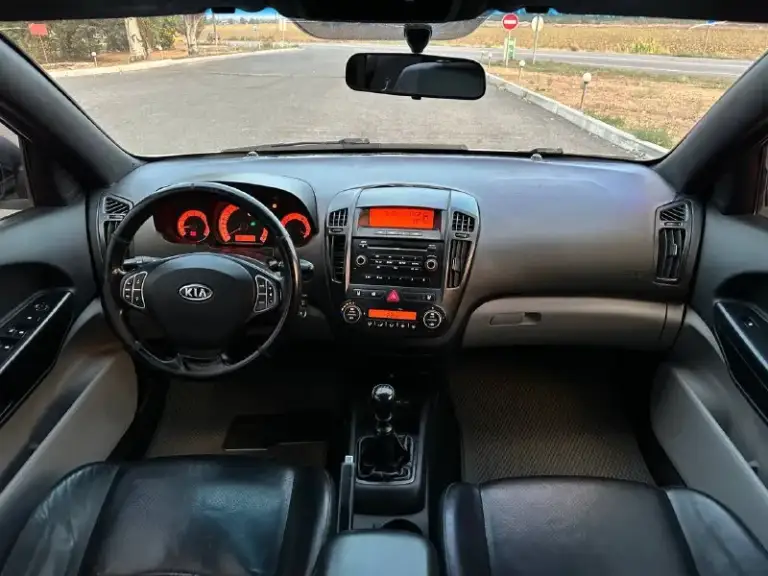 ❗Продам kia ceed❗
Год выпуска 2008,мотор 2.0 (бензин, 143 л. С. ),коробка: механика, пробег: 254.000км
✅Цена: 480.000 руб торг
📑 Юридически абсолютно чистая, любое переоформление без проблем!
♻Автомобиль в хорошем состоянии. Мотор не дымит и не троит, коробка работает хорошо, без хрустов и т. Д.
⚠️Установлено и вписано в документы гбо пропан евро 4.
⚙️То: новые стойки (перед, зад), рулевые наконечники, стойки стабилизатора, втулки стабилизатора (перед, зад), опорные подшипники, пыльники и отбойники, топливный насос и форсунки.
♻Комплектация: кожаный салон, климат контроль, круиз контроль, мультируль,3х режимный подогрев сидений, усилитель руля, стеклоподъемники,8 подушек безопасности, abs, esp.
🏠Осмотр днр, г. Амвросиевка
☎️Подробности по телефону:
+79493060188
(Whatsapp, telegram) - фотография - 7