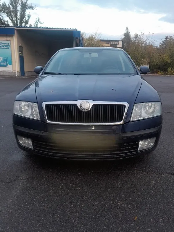 Продам skoda octavia skoda октавиа а5,2006г 1,6 механика, пробег 252000км оригинальный любая проверка, установлено 4 поколения вписан в паспорт на российском учёте 1 владелец по птс, 2 ключа, сервисная книжка и список выполненных работ. Авто ездили дом-работа в дтп не участвовала. Покупал у знакомого как второе авто, губы не намазывал!осмотр донецк. Тел +79496280751,цена: 500000руб, торг
📞 Звоните: +7(949)6280751 - фотография - 1