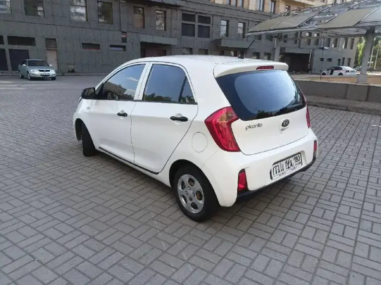 Kia picanto
Год: 2015 (пригнана в 2020 г. )
Тип кпп: 1.0 мкпп
Пробег: 100400 км
Дополнительная информация: продам kia picanto. Пригнана в 2020 г. Из германии. Я собственник. Автомобиль в отличном техническом состоянии, масло не расходует, расход топлива небольшой, полностью обслужена. Пробег родной. Обработана. Новая резина. Кондиционер работает, сигнализация, цз, бк, магнитола с bluetooth.
Цена: 850 000 р. Торг у капота. Все вопросы по тел. +79493450341 - фотография - 6