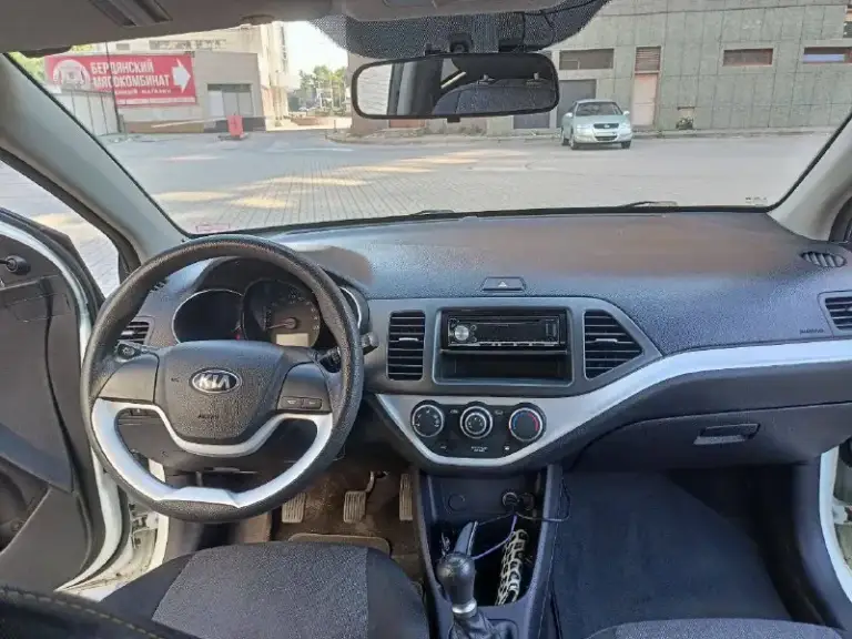 Kia picanto
Год: 2015 (пригнана в 2020 г. )
Тип кпп: 1.0 мкпп
Пробег: 100400 км
Дополнительная информация: продам kia picanto. Пригнана в 2020 г. Из германии. Я собственник. Автомобиль в отличном техническом состоянии, масло не расходует, расход топлива небольшой, полностью обслужена. Пробег родной. Обработана. Новая резина. Кондиционер работает, сигнализация, цз, бк, магнитола с bluetooth.
Цена: 850 000 р. Торг у капота. Все вопросы по тел. +79493450341 - фотография - 9