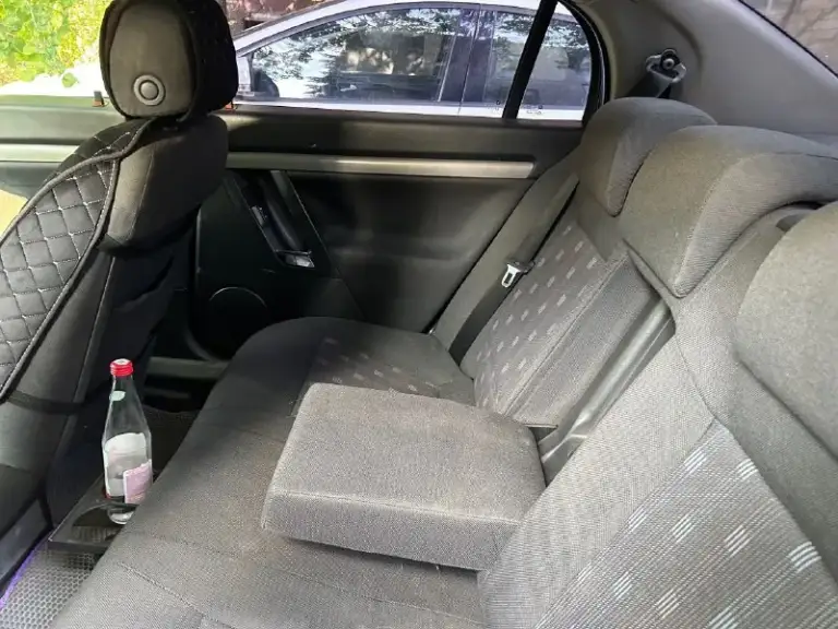 Продам opel vectra c 2004 1.6
Авто мой, оформлен на меня (180)
Кузов-мечта перекупа, все еще в родне, без рыжиков, без вмятин
Передний бампер в песчанке (белые точки, не более)
Дно, двери, стаканы - идеал

Двигатель ровный, откапитален 70 тыс. Назад
Коробка механика, на отлично
Масло, свечи, фильтра-заменены 2 тыс. Назад
Диски r16

По салону:
8 Подушек безопасности (на месте)
4 Эсп, кондиционер холодит, печка жарит, музыка отличная
Выдвижные подстаканники
Руль перешит
Магнитола opel с камерой заднего вида, регистратором, дисководом, 3мя флешками, антирадаром и т. Д.
Каждая кнопка работает
Отдаю: домкрат, огнетушитель, аптечку, знак

Минусы:
Лобовое трещина, но не мешает и не увеличивается, на учет с ней стала
И самое главное, это мозги выдали ошибку (аварийный режим) от того и цена такая, в идеале ремонт или замена (в районе 10тыс. )
Заводится с пол-оборота, но из-за аварийки слабый разгон (для спокойной езды вполне хватает)

Цена 405.000, торг минимальный у капота
Донецк, кировский район, +79493758735 - фотография - 8