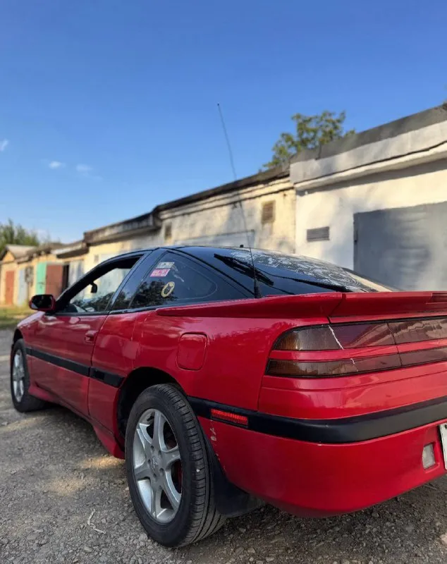 В прoдаже лeгендa японского aвтопpомa mitsubishi eclipsе 🐲 ( 2.0 мкпп ) (4g63)
Год : 1992.
Машина в отличном техническом состоянии, очень много чего поменяно, а именно : стоит контрактный двигатель с пробегом 50.000 км, поставили пару дней назад.
Новая в круг ходовая kayaba, новое сцепление, генератор, стартер, свечи, абсолютно заменены все жидкости, масла, фильтра.
Поставили мозги январь 7.2 ( а также прошили ) машина едет очень бодро🏎️
Сделан выхлоп попкорн, есть отстрелы.
Печка, кондиционер, каждая кнопочка, все работает.
Черный потолок.
Стоит дорогой свет ( ближний, дальний, а также в туманках ) есть зимний режим фар.
Доработана музыка, стоит самбуфер ( звучит приятно ).
Самопристёгивающиеся ремни.
Практически новая летняя резина.
По кузову, не гнилая.
Все делалось для себя, в машину денег не жалели.
Любые проверки приветствуется за ваш счет 🤝
Документы в порядке, любое переоформление ✅

Для более детальной информации, звонить по номеру : +79496072294 ( если недоступен, телеграмм, ватсапп по этому номеру ).
Цена : 550.000 рублей.
Номера в 🎁 - фотография - 5