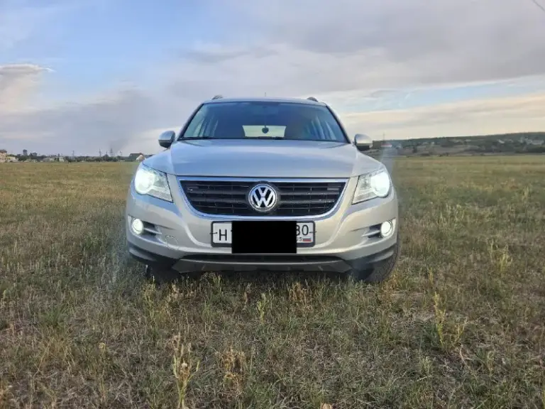 Продам фольксваген тигуан 2008 г. В. 2.0 tdi, кпп автомат aisin, полный привод, заводская вебаста, сделан чип тюннинг, 216 000 родного пробега. Автомобиль в хорошем состоянии для своих лет, двигатель работает отлично, кпп автомат аisin работает без нареканий, в родном окрасе, есть жизненные царапины и сколы, ходовая часть без нареканий. Автомобиль хозяйский, продается с полным переоформлением, зимняя резина в комплекте. Осмотр в донецке, реальному покупателю торг у капота.
Цена 1 100 000руб.
Тел. +79493395070 - фотография - 2