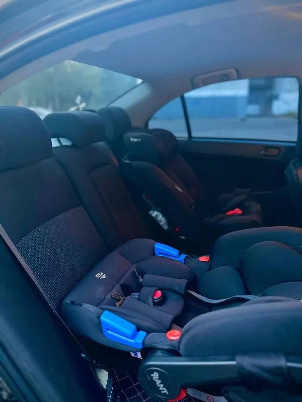 💶 Цена: 680.000₽
📮 Город: донецк
🚘 Марка / модель: mitsubishi lancer x
📅 Год выпуска: 2008
📊 Пробег: 174.000
⛽ Двигатель (тип, объем, мощность): бензин 1.5 109л/с
🔧 Тип кпп: механика
👨‍⚖ Владельцев в птс: 1 на 180, за все время 3
⏳ Срок владения: 2 года
📝 Описание: было бережное отношение к авто. Масло менялось раз в 7 тысяч.
Ходовая, двигатель, кпп обслужены. Кузов в родном окрасе, были пару косметических подкрасов. Авто покупал у знакомого, машину знаю давно. Два комплекта колес (обе резины прошли 1.5 сезона)
Причина продажи нужен авто побольше.
☎ По всем вопросам
📞 +7(949)4056097
📲 Tg: игорь щербаков
📞 Звоните: +7(949)4056097 - фотография - 3