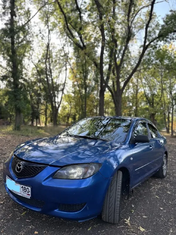 Продам mazda 3 🔥
Год выпуска:2004🔥
Пробег, км:250000 🔥
Модификация:1.6 mт 🔥
Тип двигателя:бензин🔥
Коробка передач :механика 🔥
Привод:передний🔥
Тип кузова : легковой седан🔥
Koмплeктaция: base🔥
Цвет:синий 🔥
В продаже mazda 3 (bk) по низу рынка, на полном ходу.
Двигатель в превосходном состоянии, запускается с пол оборота в любую погоду, работает ровно, не троит, не дымит, обороты не плавают. Тяга бешенная.
Кпп-работает волшебно, все передачи включатся мягко, без хрустов, ничего не выбивает.
Ходовая-мячик, дорогу держит уверенно, руль никуда не убигает, едет ровно, не стучит, не бьет. Единственное что нужно, это купить скобу на задний левый суппорт, если успею заменю (цена вопроса 50руб).
Салон в хорошем состоянии для своих лет и цены автомобиля. Есть пару моментов, но не критично.
По кузову видно на фото, кому нужно видео, предоставлю по запросу. Авто зашумлено, так как раньше стояла хорошая музыка.
Цена:349.999 тысяч
Возможен пригон по договоренности.
Возможен обмен.
Номер для связи:+79495752024 - фотография - 5