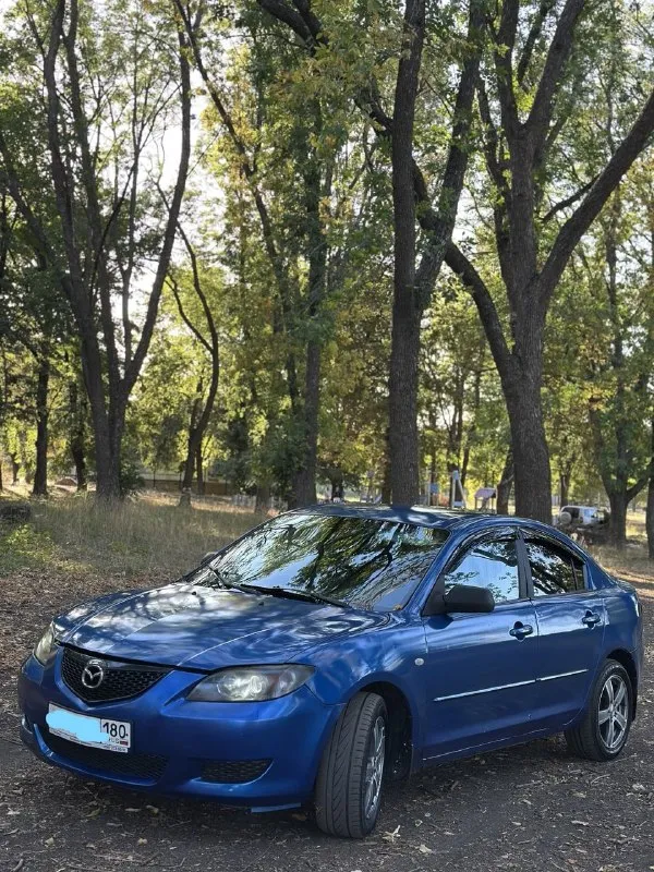 Продам mazda 3 🔥
Год выпуска:2004🔥
Пробег, км:250000 🔥
Модификация:1.6 mт 🔥
Тип двигателя:бензин🔥
Коробка передач :механика 🔥
Привод:передний🔥
Тип кузова : легковой седан🔥
Koмплeктaция: base🔥
Цвет:синий 🔥
В продаже mazda 3 (bk) по низу рынка, на полном ходу.
Двигатель в превосходном состоянии, запускается с пол оборота в любую погоду, работает ровно, не троит, не дымит, обороты не плавают. Тяга бешенная.
Кпп-работает волшебно, все передачи включатся мягко, без хрустов, ничего не выбивает.
Ходовая-мячик, дорогу держит уверенно, руль никуда не убигает, едет ровно, не стучит, не бьет. Единственное что нужно, это купить скобу на задний левый суппорт, если успею заменю (цена вопроса 50руб).
Салон в хорошем состоянии для своих лет и цены автомобиля. Есть пару моментов, но не критично.
По кузову видно на фото, кому нужно видео, предоставлю по запросу. Авто зашумлено, так как раньше стояла хорошая музыка.
Цена:349.999 тысяч
Возможен пригон по договоренности.
Возможен обмен.
Номер для связи:+79495752024 - фотография - 7