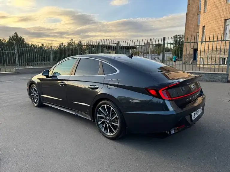 Продам hyundai sonata 1.6 turbo 2021г в комплектации limited
Пробег 52т км
Автомобиль в самой максимальной комплектации и отличном состоянии не требует вложений.

Цена 2.600.000руб (торг у капота)
Цена может меняться из-за роста курса $

По всем вопросам звоните:
+79493246399
(Если не на связи, то звоните в телеграмм)

Осмотр донецк - фотография - 10