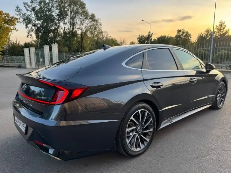Продам hyundai sonata 1.6 turbo 2021г в комплектации limited
Пробег 52т км
Автомобиль в самой максимальной комплектации и отличном состоянии не требует вложений.

Цена 2.600.000руб (торг у капота)
Цена может меняться из-за роста курса $

По всем вопросам звоните:
+79493246399
(Если не на связи, то звоните в телеграмм)

Осмотр донецк - фотография - 2