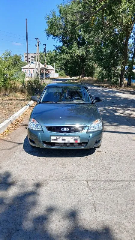 Продам приору год 2010 пробег 220,кузов без ржавчины, мотор, кпп, ходовая, электрика, все исправно, машина в хорошем состоянии, оформление по дкп в мрэо, вопросы по телефону +79494783217,торг при осмотре цена389. - фотография - 1