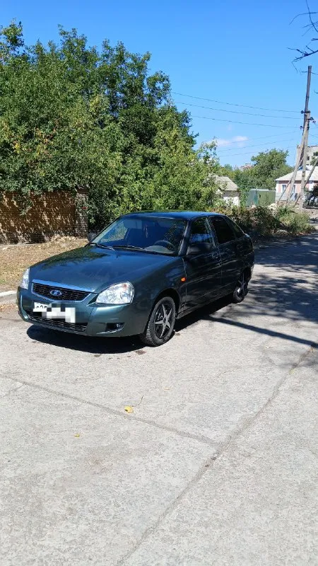 Продам приору год 2010 пробег 220,кузов без ржавчины, мотор, кпп, ходовая, электрика, все исправно, машина в хорошем состоянии, оформление по дкп в мрэо, вопросы по телефону +79494783217,торг при осмотре цена389. - фотография - 8