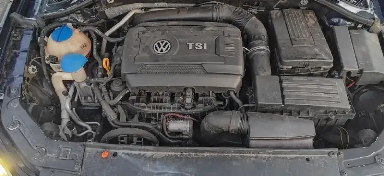 Volkswagen passat b7 wolfsburg edition
11.2014 Год.
По vin бьётся как 2015 год.
2 Ключа.
Объем - 1.8tsi (170 л. С). Aisin-6ст. (надёжный и прост).
Пробег 237000тыс. Км оригинал, не скручен.
-Цепи заменены на 213000тыс. Км.
-Спереди стоят хорошие блины и колодки brembo.
-В шикарном цвете и комплектации.
-Кожаный салон. (состояние отличное) салон полностью перетянут, и переклеен в чёрный.
-Шикарная мультимедия teyes cc3 2k 360⁰, укомплектована камерами, перед и зад, 2 usb порта, + гнездо под sim.
-Подогревы зеркал
-Подогревы передних сидений.
-Полноценный мультируль.
-Стоят качественные лампы ближний/дальний/птф; по всей машине стоят хорошие диодные лампы.
-Электро привод водительского сиденья.
-Оригинальные диски volkswagen borbet r17
-Все стекла родные.
Ещё на регистрации dpr, в рф будете первым собственником.
В машине не курили.
Машина полностью обслужена.
Все работает без нареканий, езжу каждый день!
Любые проверки на сто
+7 949 485 43 74
1 350 000 + Торг
Авт
📞 Звоните: +7(949)4854374 - фотография - 5