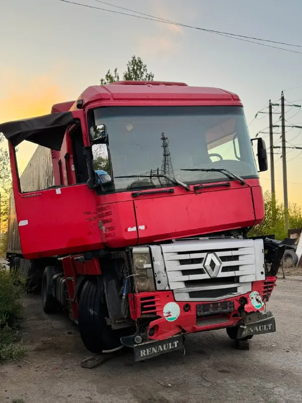 Продам renault магнум❗️целым или под разборку❗️
Документы все в порядке, владелец ❗️
По всем вопросам звонить по номеру телефона: +7 (949) 314-40-51
📞 Звоните: +7(949)3144051 - фотография - 1