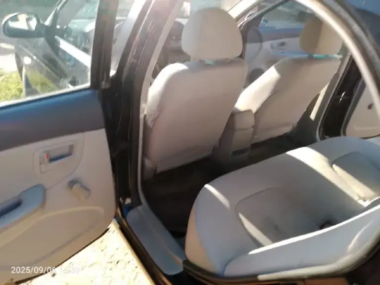 Kia cerato 2008 г, об. Дв. 1,6 бензин. Второй хозяин. Машина в дтп не учавствовала. Передвигался мало на ней по городу. Бережная эксплуатация. Документы в полном порядке, любое переоформление. Территориально-стаханов 550 тыс +79591077270 николай
📞 Звоните: +7(959)1077270 - фотография - 7
