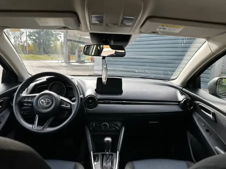 Продам toyota yaris 2019
Продаю свой авто в хорошей комплектации
1.5 Атмосферный
Коробка классический автомат
Пробег 120000
Всё обслужено
Вопросы по +79493117788
Цена 1250000₽
📲 Tg: @senchenko333
📞 Звоните: +7(949)3117788 - фотография - 6