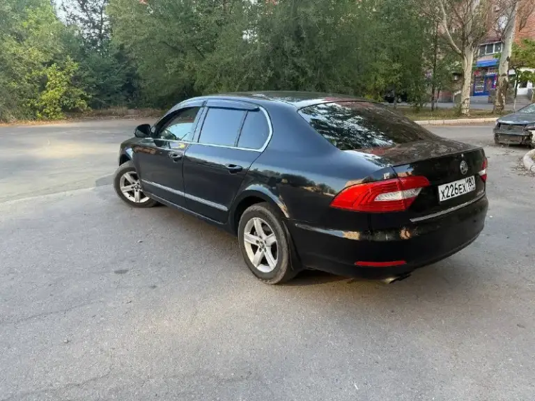 Продаю skoda super b рестайлинг 2013 год выпуска
Двигатель 1.8 бензин пробег 180000
Все работает
Осмотр донецк, макеевка, торез
Цена 1300000₽ возможен хороший торг
+79493151244
📲 Tg: игорек кондратюк
📞 Звоните: +7(949)3151244 - фотография - 2