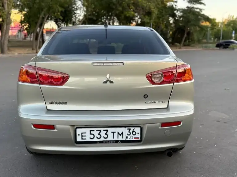 В продаже автомобиль в заводском окрасе авто не бит не крашен не одна деталь с оригинальным пробегом весь обслужен реально без вложений коробка работает как положено мотор масло не расходует видео обзор с толщиномером скину по запросу возможен обмен на ваш автомобиль все вопросы по телефону звоните
🚗Марка митсубуси ланцер
⚙Мотор 1.8 бензин
📦Коробка автомат
🏃‍♀‍➡Пробег 217 т км
📅Год выпуска 2008
💶Цена 770тысяч рублей 🔥
☎Телефон +79497257498
🏙Г мариуполь - фотография - 6