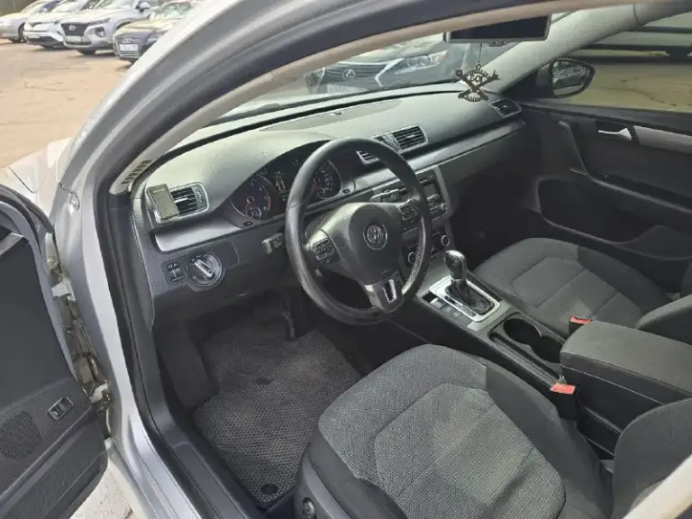 Volkswagen пассат 2012год, 1.8 автомат
В хорошем состоянии, без дтп
По кузову есть небольшие недочёты в силу возраста
Двигатель работает отлично, не дымит, не троит. По коробке переключает мягко, пинков нет. Масла менялись своевременно. Комплектация хорошая
Полностью обслужена.
Цена 950тыс руб
+79494596510
📲 Tg: ann
📞 Звоните: +7(949)4596510 - фотография - 4