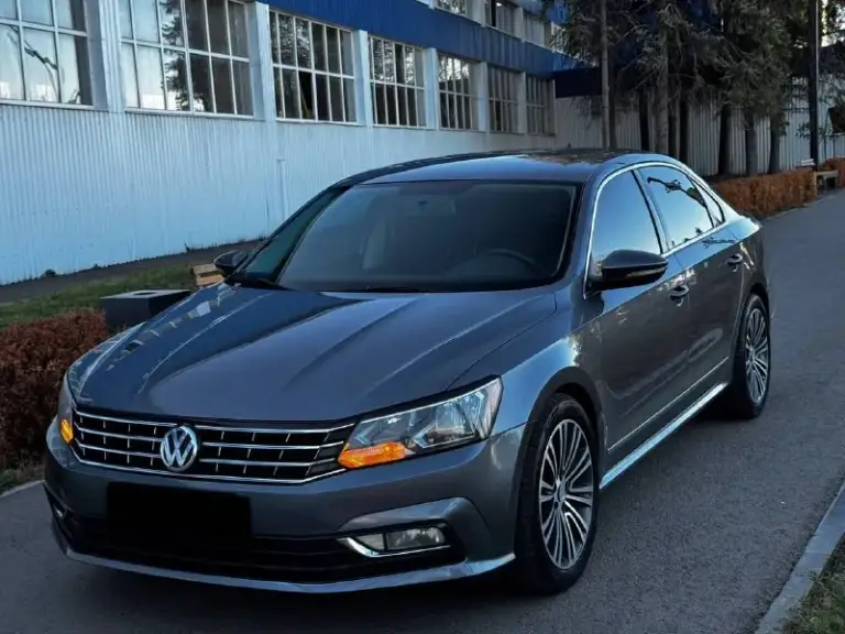 Продам volkswagen passat b7 2015 года!
Пробег: 135.000 км
Двигатель 1.8 турбо, работает ровно, полностью обслужен, масло не берет! Коробка автомат переключает идеально, никаких пинков и рывков, недавно была замена масла, ходовая также без вложений. Автомобиль в отличной комплектации: кожаный салон, 2х зонный климат контроль, хорошая музыка, мульти руль, электро регулировки сидений, кузов в керамике, новая резина и многое другое! Возможен обмен и продажа в кредит!
Осмотр донецк
Цена: 1.520.000₽
☎️ +7 (949) 628-72-17
📞 Звоните: +7(949)6287217 - фотография - 1