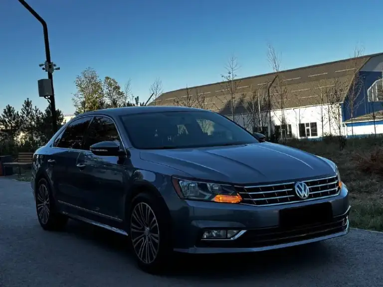 Продам volkswagen passat b7 2015 года!
Пробег: 135.000 км
Двигатель 1.8 турбо, работает ровно, полностью обслужен, масло не берет! Коробка автомат переключает идеально, никаких пинков и рывков, недавно была замена масла, ходовая также без вложений. Автомобиль в отличной комплектации: кожаный салон, 2х зонный климат контроль, хорошая музыка, мульти руль, электро регулировки сидений, кузов в керамике, новая резина и многое другое! Возможен обмен и продажа в кредит!
Осмотр донецк
Цена: 1.520.000₽
☎️ +7 (949) 628-72-17
📞 Звоните: +7(949)6287217 - фотография - 5