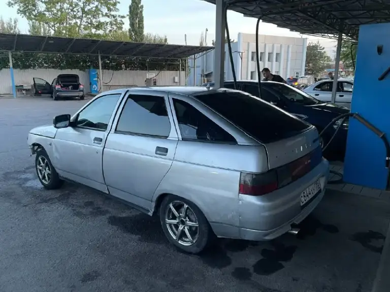 🚗 Продаю ваз 2112 — надежный друг на каждый день!
🔧 Машина проста в обслуживании, все запчасти стоят как чашка кофе — дешево и доступно.
🔥 Динамичный двигатель 16v,1.6(124) вместительный салон и багажник — идеально для поездок на работу, дачу или рыбалку.
💺 Сидеть удобно, обзор хороший, а хэтчбек позволяет загрузить что угодно — от картошки до велосипеда.
👉 Состояние: 3.5 из 5 есть куда приложить руки, двигатель капиталился 10000км назад, установлена трасса стингер паук 4-2-1
👉 Год выпуска: 2004
👉 Пробег: 320.000
👉 Цвет: снежная королева😍
👉 Цена: 150.000₽ ( присутствует хороший торг разумеется)
📞 Звоните или пишите — отвечу быстро!
+79495936803
+79001865579
Машина реально на ходу, с документами полный порядок.
📞 Звоните: +7(949)5936803 - фотография - 2