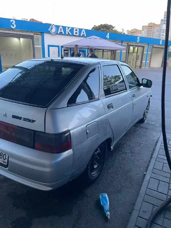 🚗 Продаю ваз 2112 — надежный друг на каждый день!
🔧 Машина проста в обслуживании, все запчасти стоят как чашка кофе — дешево и доступно.
🔥 Динамичный двигатель 16v,1.6(124) вместительный салон и багажник — идеально для поездок на работу, дачу или рыбалку.
💺 Сидеть удобно, обзор хороший, а хэтчбек позволяет загрузить что угодно — от картошки до велосипеда.
👉 Состояние: 3.5 из 5 есть куда приложить руки, двигатель капиталился 10000км назад, установлена трасса стингер паук 4-2-1
👉 Год выпуска: 2004
👉 Пробег: 320.000
👉 Цвет: снежная королева😍
👉 Цена: 150.000₽ ( присутствует хороший торг разумеется)
📞 Звоните или пишите — отвечу быстро!
+79495936803
+79001865579
Машина реально на ходу, с документами полный порядок.
📞 Звоните: +7(949)5936803 - фотография - 3