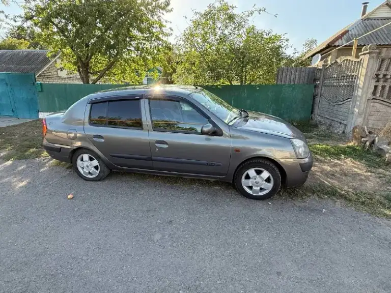 Продаю renault клио симбол рестайлинг 2003г
Газ ( зарегистрирован ) - бензин
85.000 Пробег
Учёт - россия 180 регион
Без запретов и ограничений.
Цена: 380.000 небольшой торг
Тел +7 949 724 77 25 сергей ( на нем же телеграмм)
Тел + 7 949 532 07 46
Макеевка
📞 Звоните: +7(949)7247725 - фотография - 1
