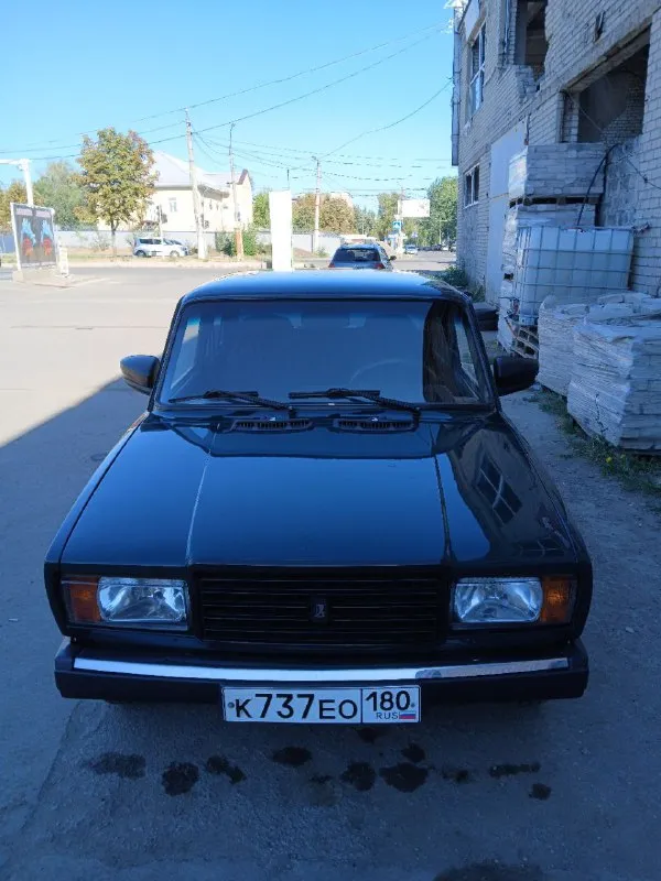 Ваз 21074 (инжектор)
Двигатель 1.6
Год выпуска : 2007 г
Пробег 126000 км
Рос. Учёт с 2024 г. (по птс 1й владелец)
Работает чётко, не дымит, масло не жрёт (менялось каждые 10000км, последний раз менялось 2000 км назад) электроника вся работает.
Заменены все реактивные тяги, шаровые, амортизаторы, задние пружины (с ваз 2104 они выше и жёстче) новый редуктор, кардан, сцепление(диск, корзина, выжимной), топливный насос.
В салоне новые чехлы, дверные карты, коврики, новая центральная консоль.
Резина летняя.
Машина на полном ходу.
Цена 220 руб + торг
Осмотр донецк, куйбышевский район.
Тел. +7949-452-68-89 евгений
📞 Звоните: +7(949)4526889 - фотография - 3