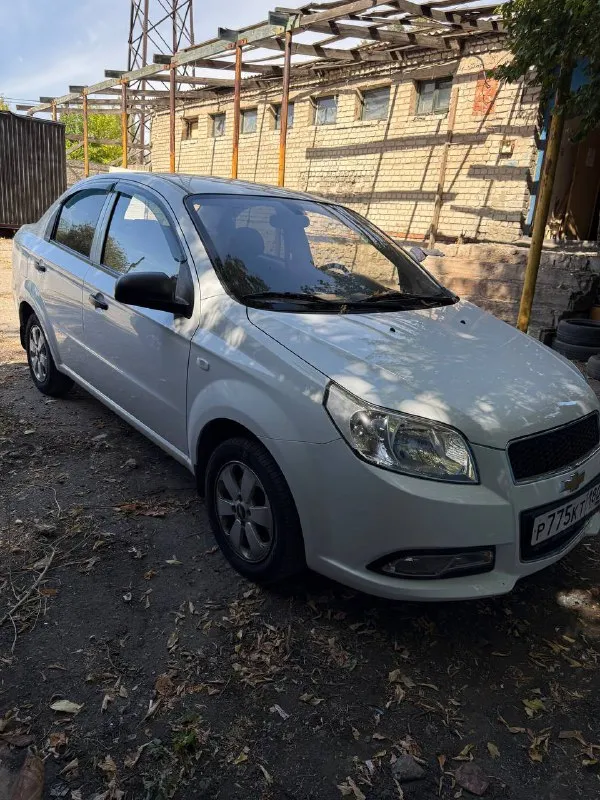 Продам автомобиль chevrolet nexia. ( aveo )
Год выпуска конец 2021 года.
Авто выехало в 2023 года с салона.
Двигатель: 1.5 бензин
Коробка: механика
Пробег авто: 43 тысячи км.

Авто в хорошем состоянии
Авто не красилось, пробег родной. Есть незначительные нюансы по лкп.

Авто в исправно техническом состоянии. Ничего не стучит, все работает как должно работать.
Пару месяце назад, было большое то. Есть заказ наряд.

По комплектации авто: передние стеклоподъемники, датчики давления шин, usb зарядное, кондиционер, хорошая мультимедия( сенсорная).
Расход авто в городе 5-6л.
2 Комплекта колес, лето на дисках, зимняя резина на штампах. Также есть 5 колесо запаски.
Цена : 795 тысяч рублей. Возможен торг.
Номер телефона: +7 (949) 040-74-98 - фотография - 3