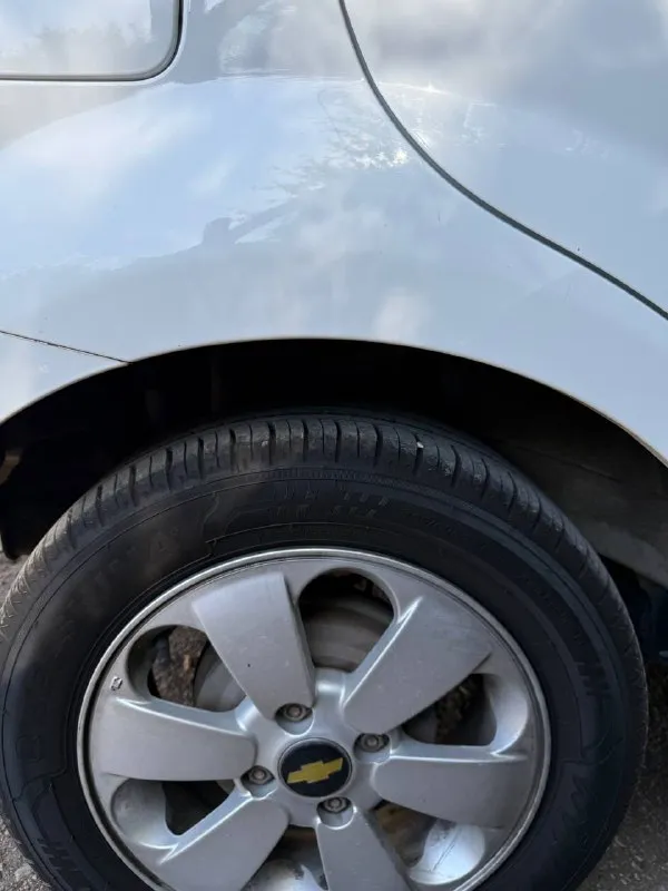 Продам автомобиль chevrolet nexia. ( aveo )
Год выпуска конец 2021 года.
Авто выехало в 2023 года с салона.
Двигатель: 1.5 бензин
Коробка: механика
Пробег авто: 43 тысячи км.

Авто в хорошем состоянии
Авто не красилось, пробег родной. Есть незначительные нюансы по лкп.

Авто в исправно техническом состоянии. Ничего не стучит, все работает как должно работать.
Пару месяце назад, было большое то. Есть заказ наряд.

По комплектации авто: передние стеклоподъемники, датчики давления шин, usb зарядное, кондиционер, хорошая мультимедия( сенсорная).
Расход авто в городе 5-6л.
2 Комплекта колес, лето на дисках, зимняя резина на штампах. Также есть 5 колесо запаски.
Цена : 795 тысяч рублей. Возможен торг.
Номер телефона: +7 (949) 040-74-98 - фотография - 6