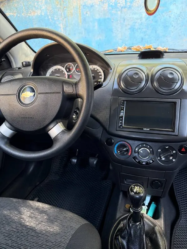 Продам автомобиль chevrolet nexia. ( aveo )
Год выпуска конец 2021 года.
Авто выехало в 2023 года с салона.
Двигатель: 1.5 бензин
Коробка: механика
Пробег авто: 43 тысячи км.

Авто в хорошем состоянии
Авто не красилось, пробег родной. Есть незначительные нюансы по лкп.

Авто в исправно техническом состоянии. Ничего не стучит, все работает как должно работать.
Пару месяце назад, было большое то. Есть заказ наряд.

По комплектации авто: передние стеклоподъемники, датчики давления шин, usb зарядное, кондиционер, хорошая мультимедия( сенсорная).
Расход авто в городе 5-6л.
2 Комплекта колес, лето на дисках, зимняя резина на штампах. Также есть 5 колесо запаски.
Цена : 795 тысяч рублей. Возможен торг.
Номер телефона: +7 (949) 040-74-98 - фотография - 7