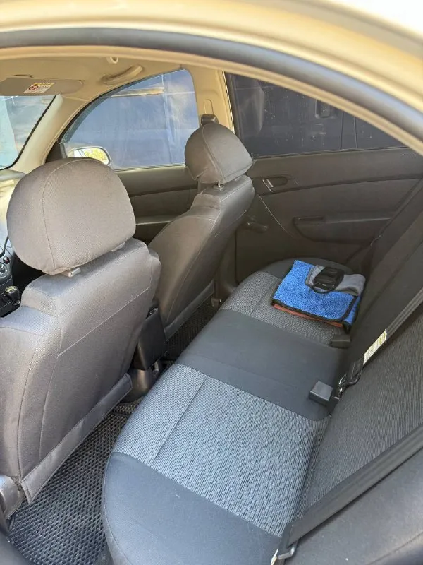 Продам автомобиль chevrolet nexia. ( aveo )
Год выпуска конец 2021 года.
Авто выехало в 2023 года с салона.
Двигатель: 1.5 бензин
Коробка: механика
Пробег авто: 43 тысячи км.

Авто в хорошем состоянии
Авто не красилось, пробег родной. Есть незначительные нюансы по лкп.

Авто в исправно техническом состоянии. Ничего не стучит, все работает как должно работать.
Пару месяце назад, было большое то. Есть заказ наряд.

По комплектации авто: передние стеклоподъемники, датчики давления шин, usb зарядное, кондиционер, хорошая мультимедия( сенсорная).
Расход авто в городе 5-6л.
2 Комплекта колес, лето на дисках, зимняя резина на штампах. Также есть 5 колесо запаски.
Цена : 795 тысяч рублей. Возможен торг.
Номер телефона: +7 (949) 040-74-98 - фотография - 8