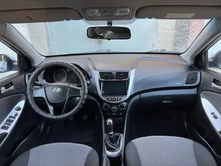 Продам: hyundai accent 1.6 (solaris)
Год выпуска: 2012
Топливо: бензин / газ
Тип кпп: механическая
Пробег: 208.000 км
✅ 1 Владелец по птс❗
- Автомобиль в хорошем состоянии, гаражное хранение.
Масло, фильтра, антифриз, колодки, аккумулятор, резина - заменены.
✅ Двигатель: 1.6л - масло не расходует, работает отлично.
- По ходовой части без нареканий. Новые амортизаторы, втулки и стойки.
✅ Комплектация:
- Сигнализация (с авто-запуском)
- Кондиционер
- Подогрев сидений
- Камера зад. Вида
- 2 Комплекта ключей
- 2 Комплекта колес
- Новый комплект гбо в подарок❗
✅ Документы:
- Птс оригинал, без штрафов и ограничений на регистрацию.
- Продажа с переоформлением в мрео❗
📍Осмотр в г. Донецк, калининский р-н.
Цена: 730.000 руб (+ торг у авто)
📞🇷🇺Звоните: +79493947904 - фотография - 9